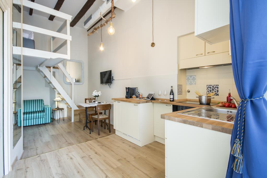 Studio 33 By Holiday Solutions โกโม ภายนอก รูปภาพ