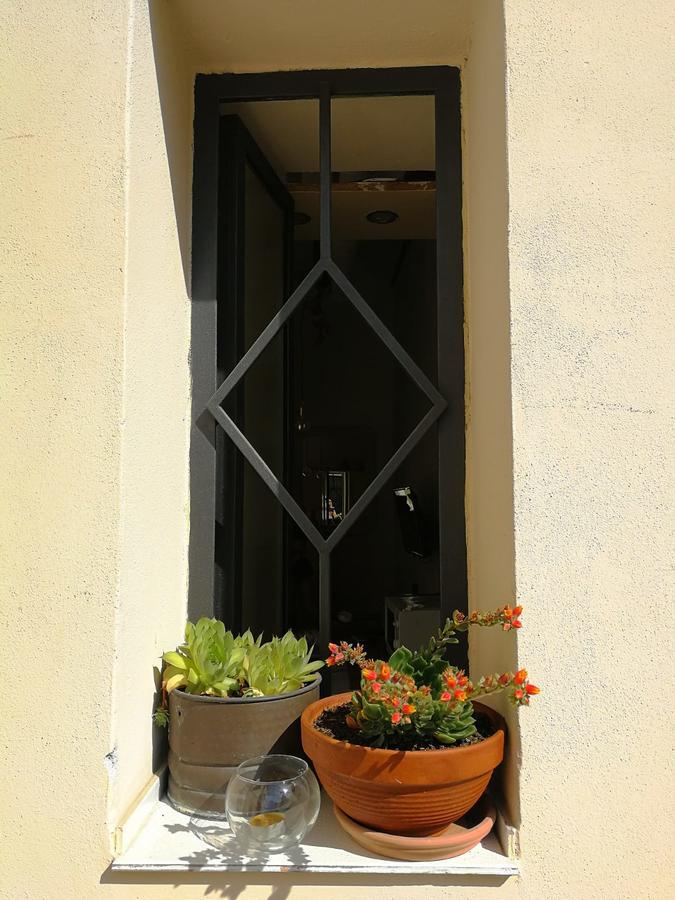 Studio 33 By Holiday Solutions โกโม ภายนอก รูปภาพ